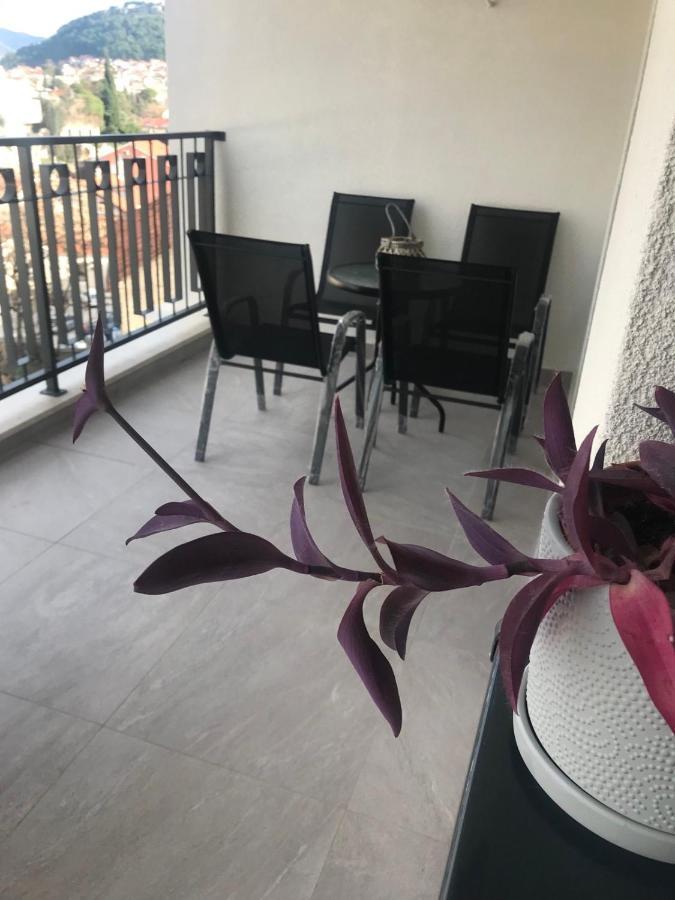 Apartman Porto เทรบินเย ภายนอก รูปภาพ