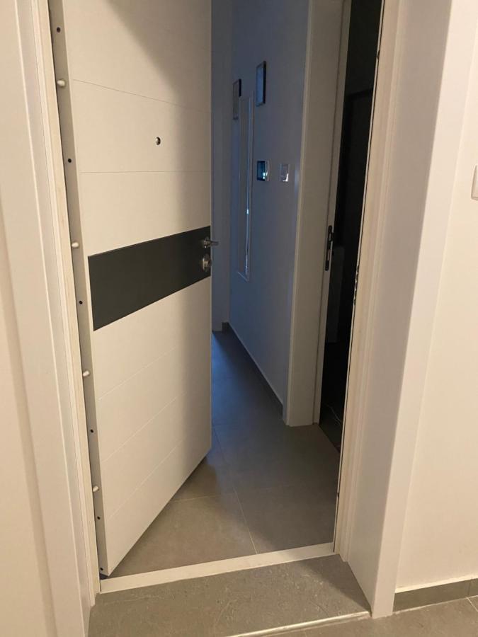 Apartman Porto เทรบินเย ภายนอก รูปภาพ