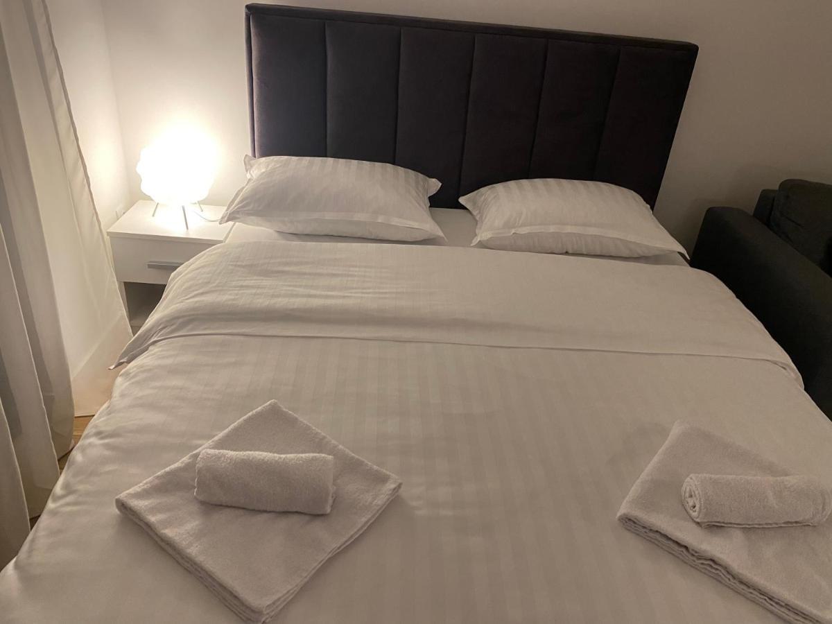 Apartman Porto เทรบินเย ภายนอก รูปภาพ