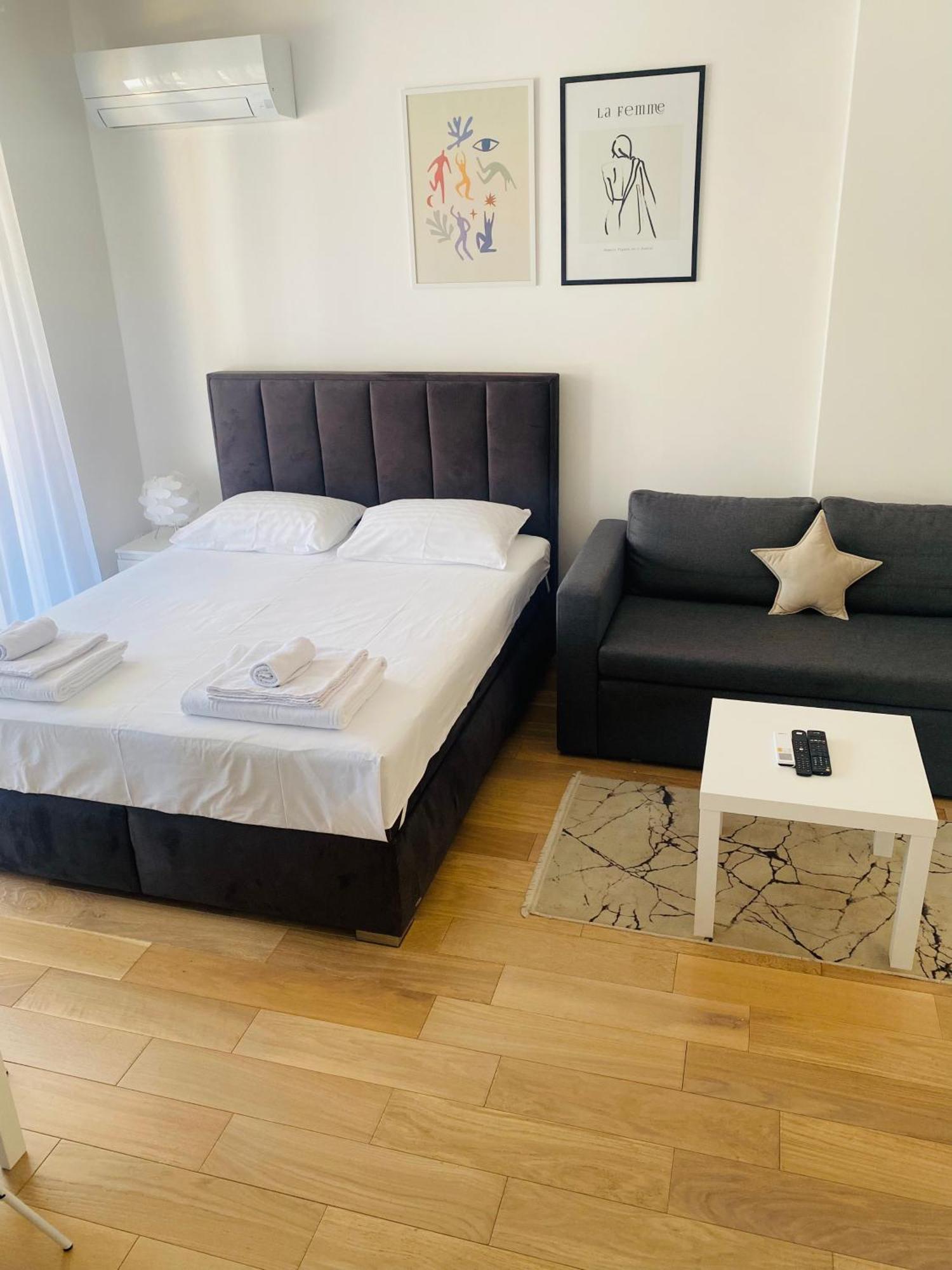 Apartman Porto เทรบินเย ภายนอก รูปภาพ